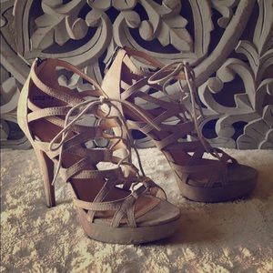 Women’s Chinese Laundry HH